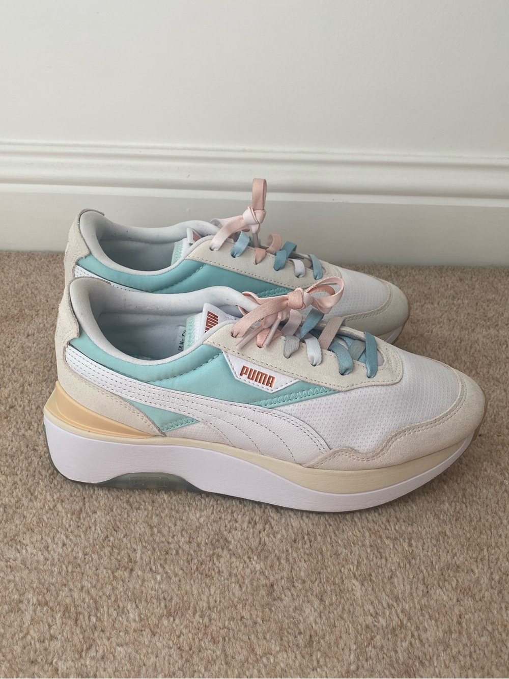 Puma Cruise Rider GL White Eggshell Blue Women's Sz 9 Blokecore